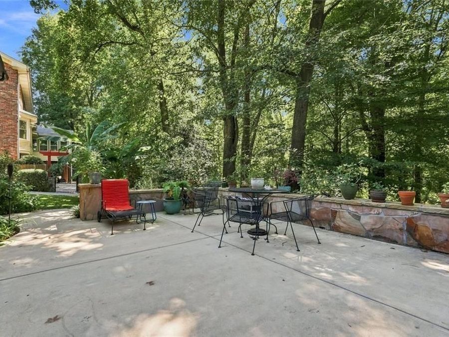 Property Image 38