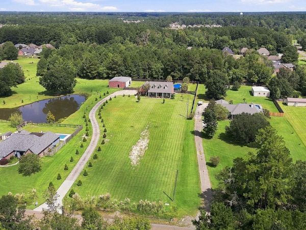 33798 Cane Market Rd, Walker, LA 70785