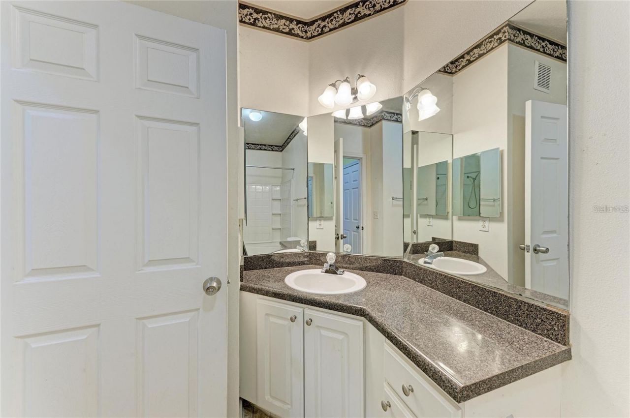 4802 51st Street W, Unit 416, Bradenton, FL 34210 Photo