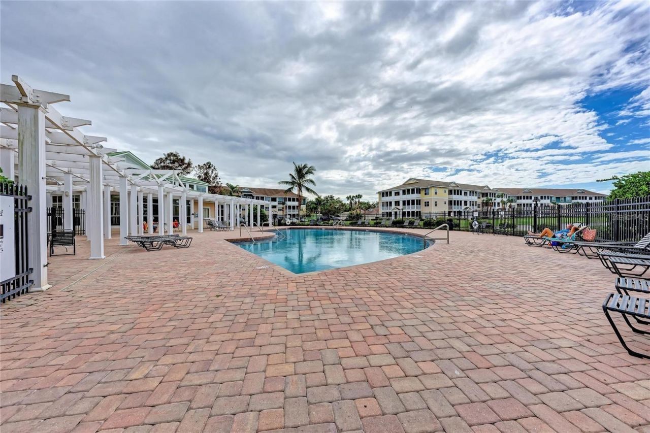 4802 51st Street W, Unit 416, Bradenton, FL 34210 Photo