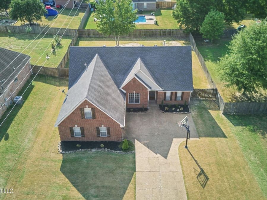 Property Image 37