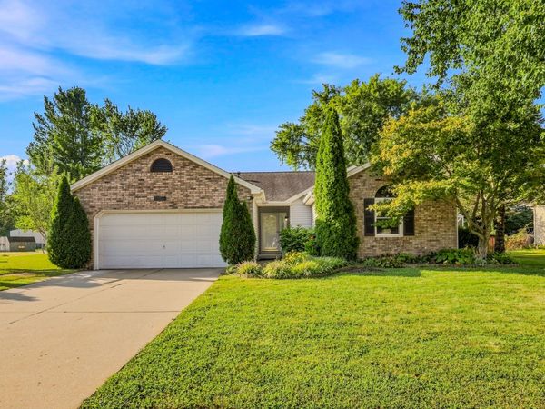 3525 Richland Drive, Columbus, IN 47203