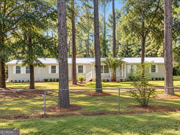 114 Olney Station Drive, Ellabell, GA 31308
