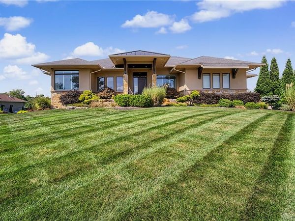 8303 Turning Leaf Crossing, Springboro, OH 45066