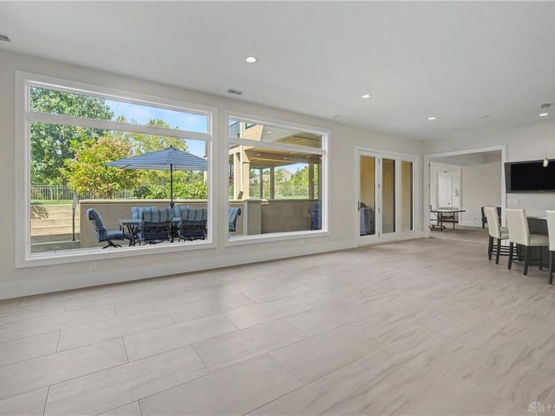 8303 Turning Leaf Crossing, Springboro, OH 45066 Photo 33