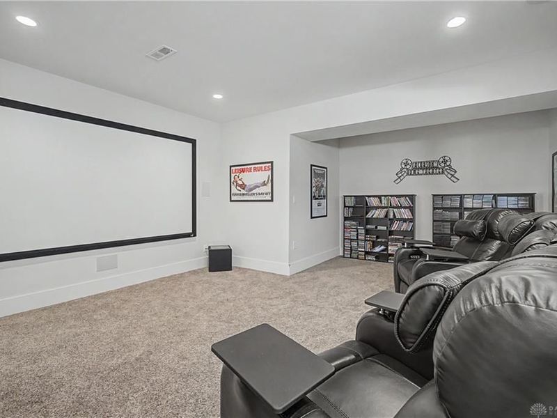 8303 Turning Leaf Crossing, Springboro, OH 45066 Photo 44