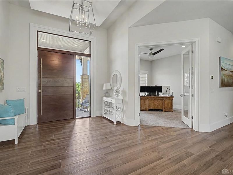 8303 Turning Leaf Crossing, Springboro, OH 45066 Photo 6