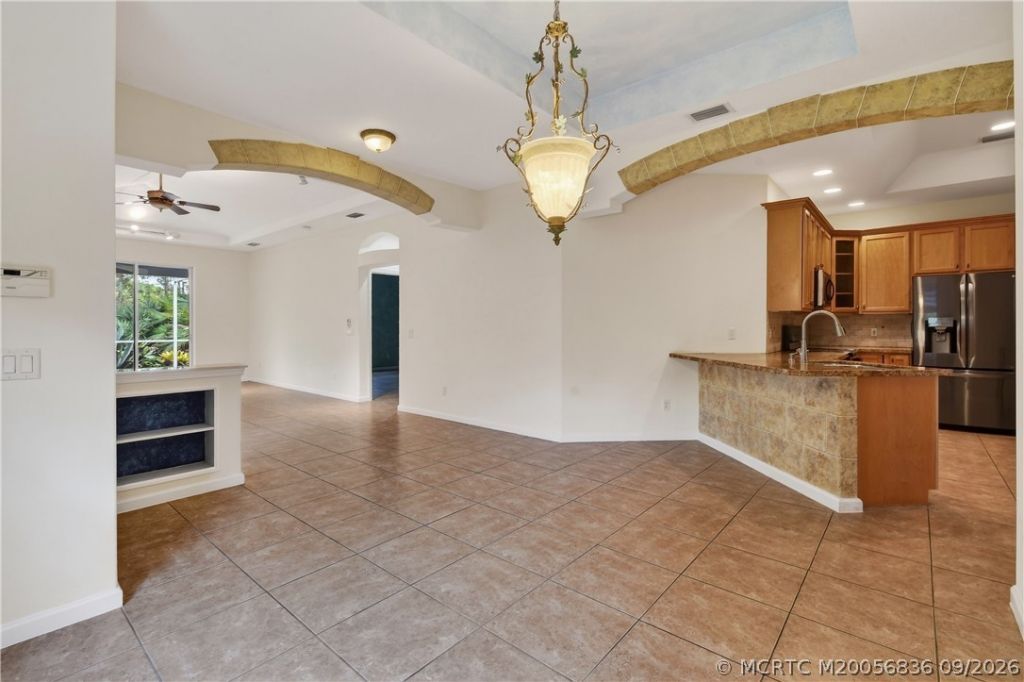 480 NW Red Pine Way, Jensen Beach, FL 34957 Photo