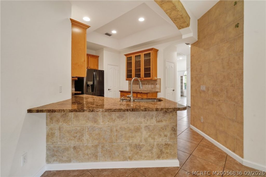 480 NW Red Pine Way, Jensen Beach, FL 34957 Photo