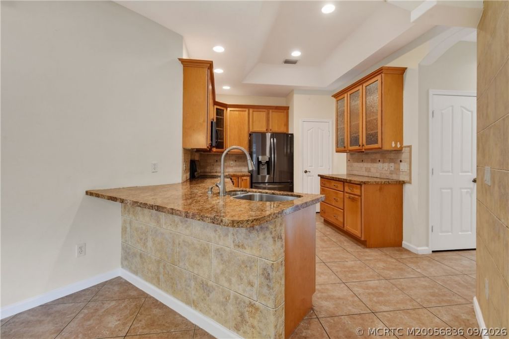 480 NW Red Pine Way, Jensen Beach, FL 34957 Photo
