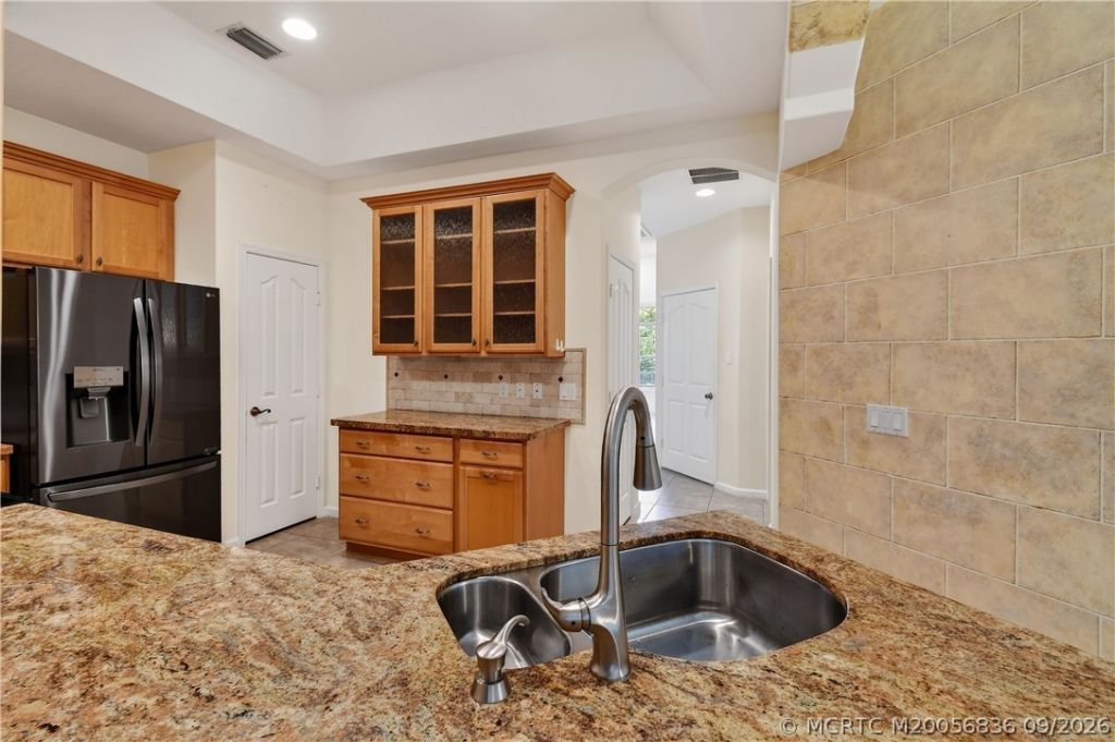 480 NW Red Pine Way, Jensen Beach, FL 34957 Photo