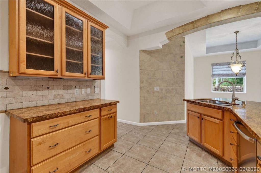 480 NW Red Pine Way, Jensen Beach, FL 34957 Photo