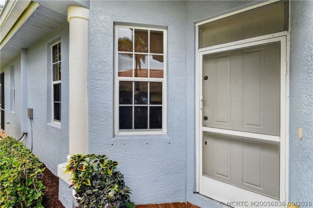 480 NW Red Pine Way, Jensen Beach, FL 34957 Photo
