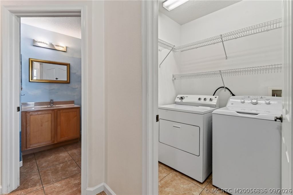 480 NW Red Pine Way, Jensen Beach, FL 34957 Photo
