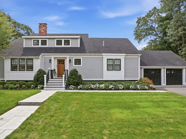 9 Stacey Circle, Concord, MA 01742