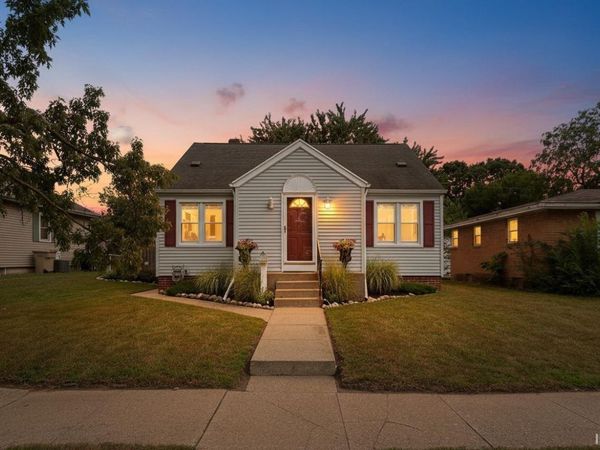 706 S 35th Street, South Bend, IN 46615