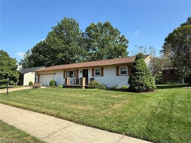 544 Stratton Avenue SW, New Philadelphia, OH 44663