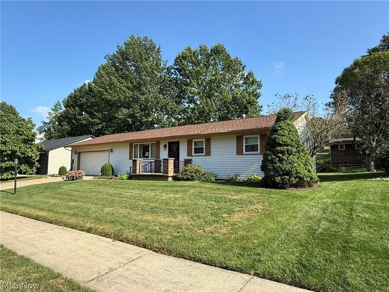 544 Stratton Avenue SW, New Philadelphia, OH 44663 Photo 1