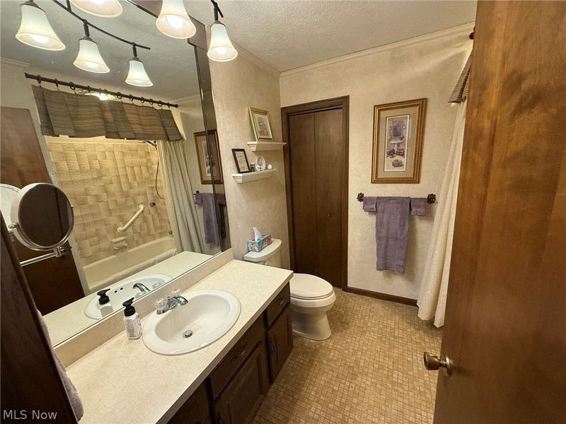544 Stratton Avenue SW, New Philadelphia, OH 44663 Photo 7