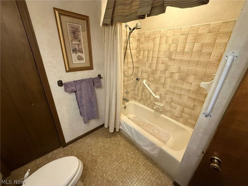 544 Stratton Avenue SW, New Philadelphia, OH 44663 Photo 8