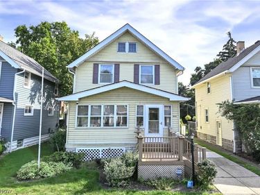 13305 Hazelwood Avenue, Lakewood, OH 44107