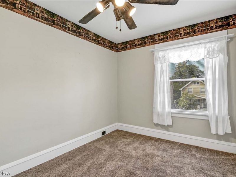 13305 Hazelwood Avenue, Lakewood, OH 44107 Photo 20