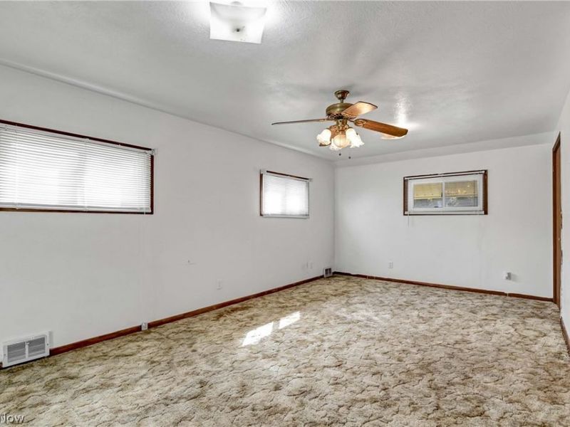 13305 Hazelwood Avenue, Lakewood, OH 44107 Photo 28