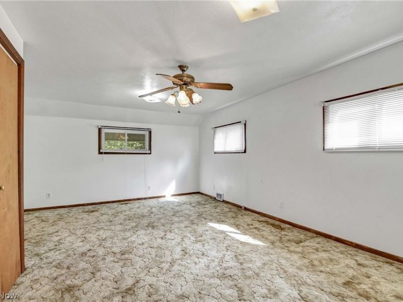 13305 Hazelwood Avenue, Lakewood, OH 44107 Photo 30