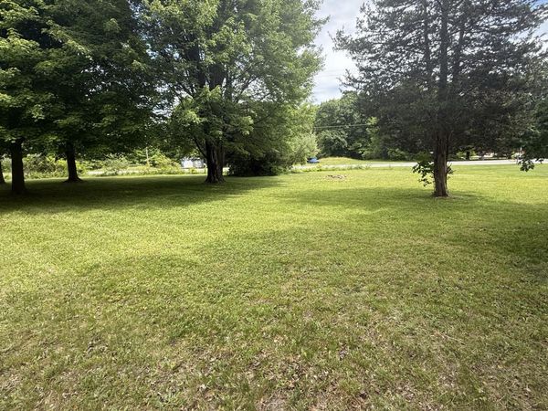 4028 N M-63, Benton Harbor, MI 49022