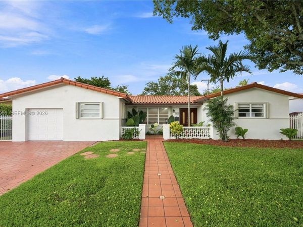 1811 SW 99th Ave, Miami, FL 33165
