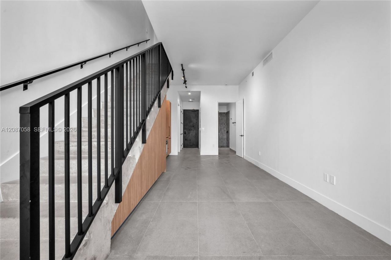 91 NW 27th St, Unit 502, Miami, FL 33127 Photo