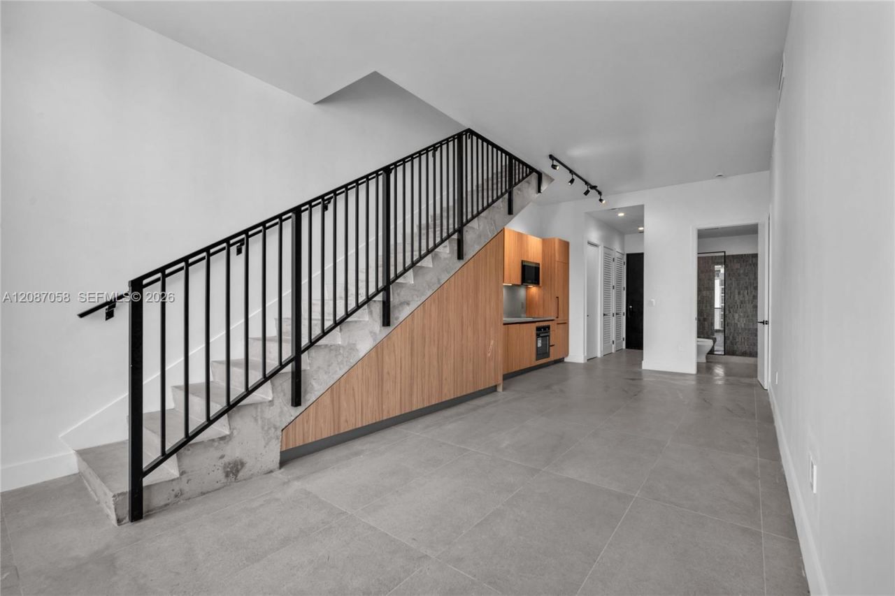 91 NW 27th St, Unit 502, Miami, FL 33127 Photo