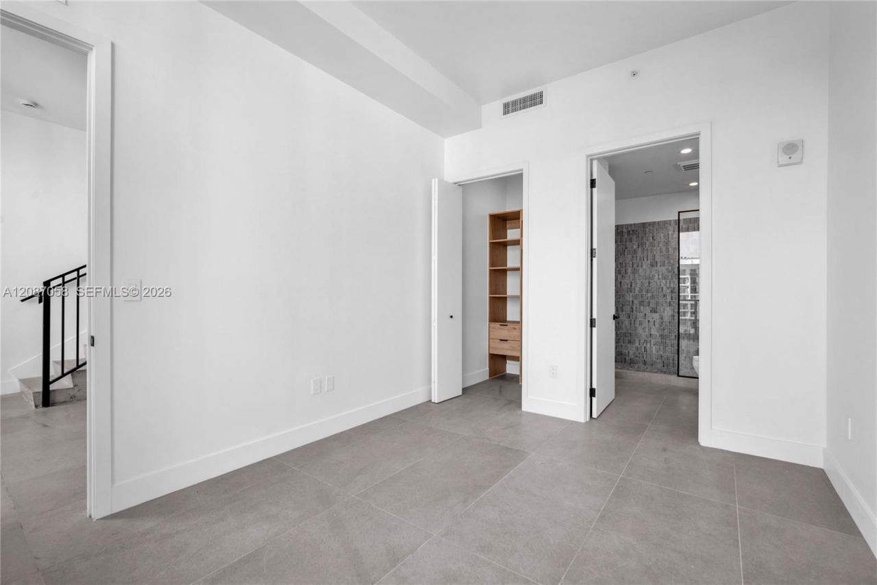 91 NW 27th St, Unit 502, Miami, FL 33127 Photo