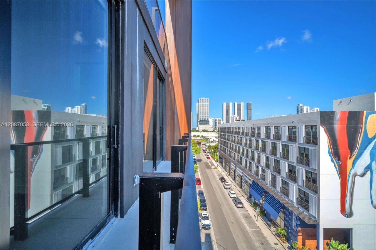 91 NW 27th St, Unit 502, Miami, FL 33127 Photo