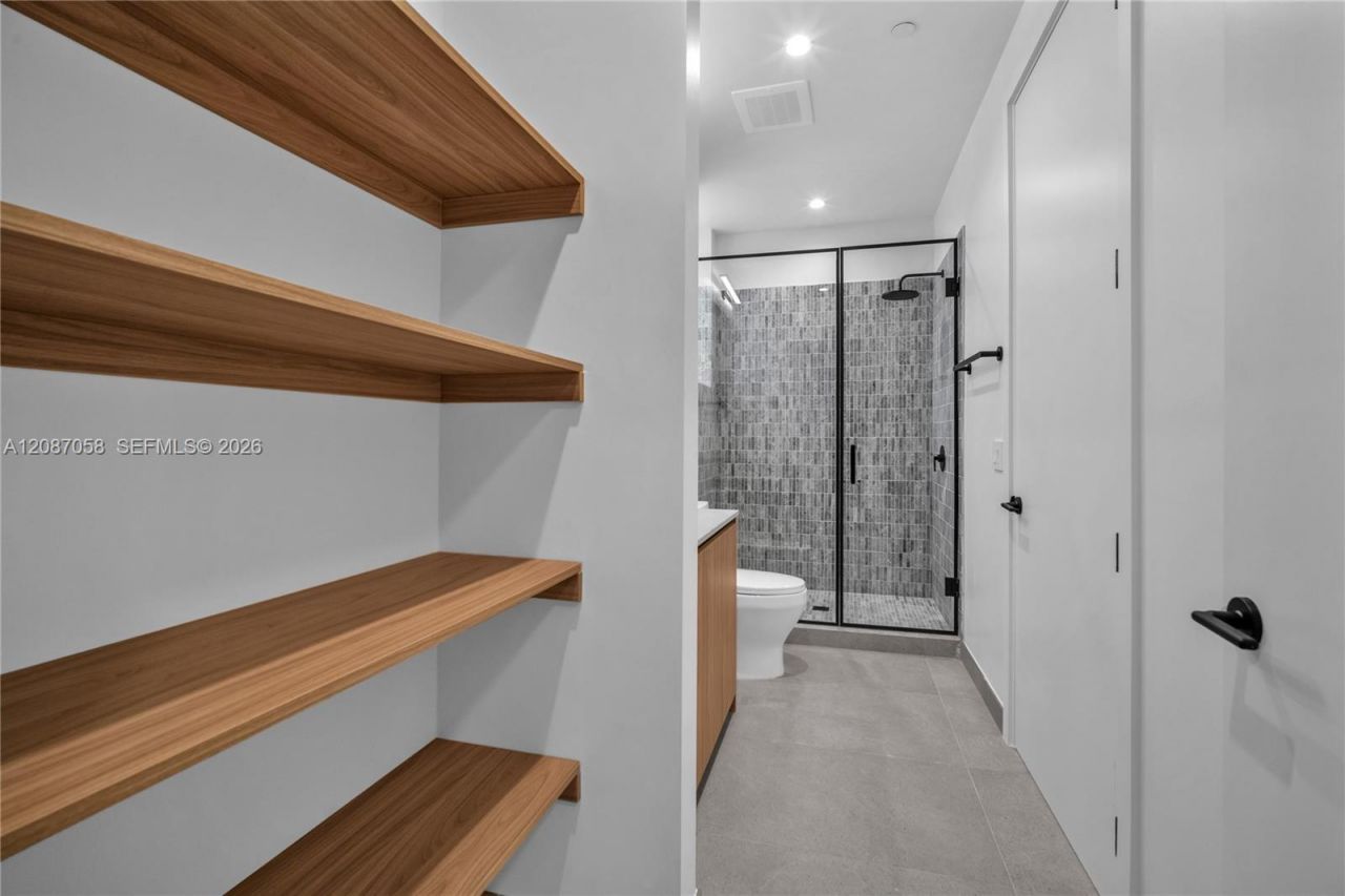 91 NW 27th St, Unit 502, Miami, FL 33127 Photo