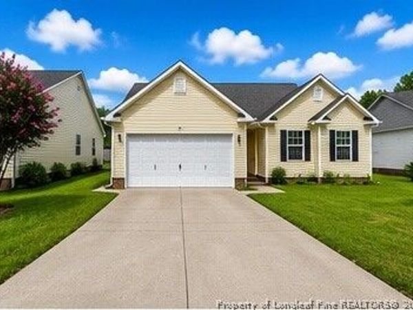 2225 Stornoway Court, Fayetteville, NC 28306