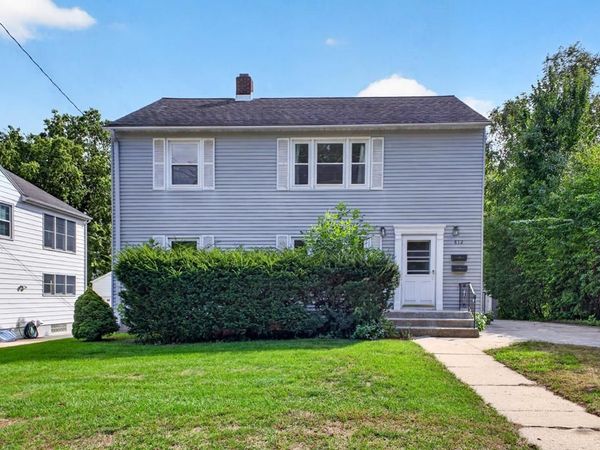 812 11th Street SW, Rochester, MN 55902