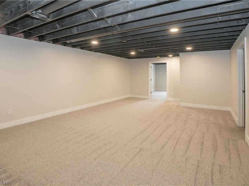 4327 Skycrest Drive NW, Canton, OH 44718 Photo 32