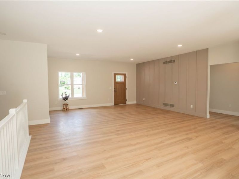 4327 Skycrest Drive NW, Canton, OH 44718 Photo 5