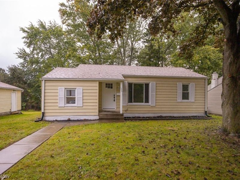 1208 Roslyn Avenue, Akron, OH 44320 Photo 3