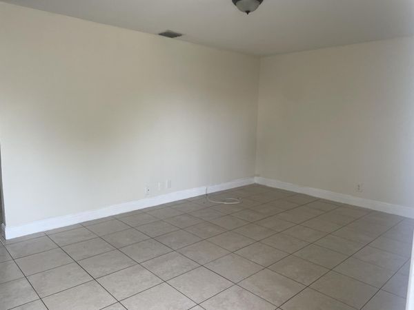 2830 Avenue S, Unit D1, Riviera Beach, FL 33404
