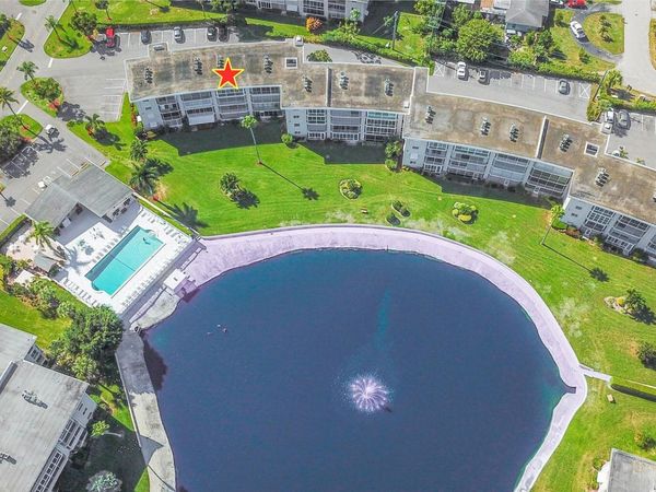 2728 GARDEN Drive N, Unit 413, Lake Worth, FL 33461