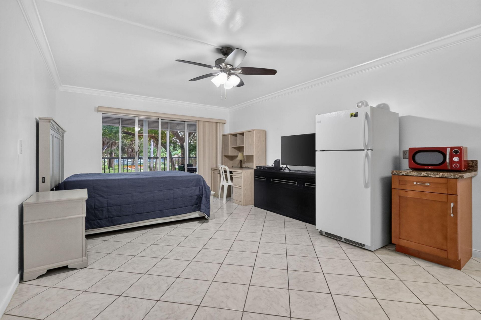13455 SW 16th Court, Unit 203F, Pembroke Pines, FL 33027 Photo
