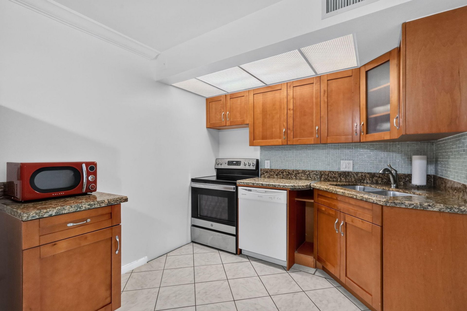 13455 SW 16th Court, Unit 203F, Pembroke Pines, FL 33027 Photo