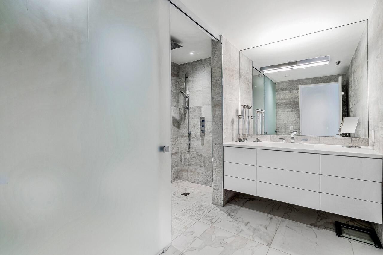 2100 S Ocean Boulevard, Unit 402, Palm Beach, FL 33480 Photo