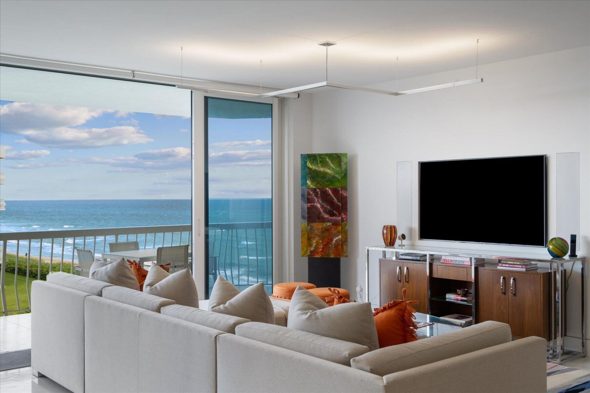 2100 S Ocean Boulevard, Unit 402, Palm Beach, FL 33480 Photo