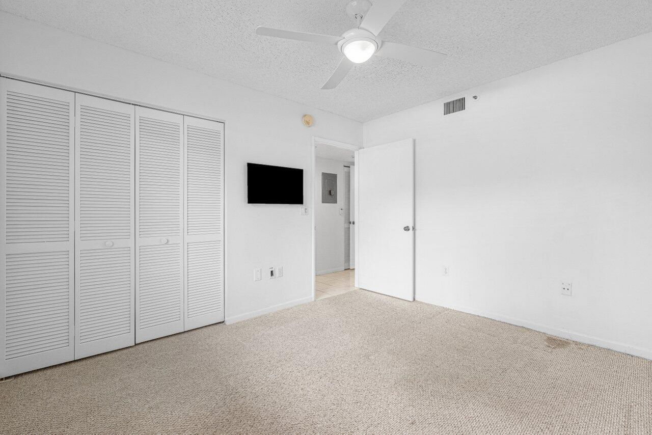 6112 Huntwick Terrace, Unit 102, Delray Beach, FL 33484 Photo