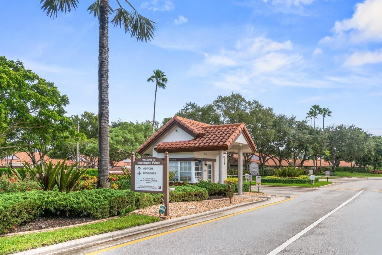 6112 Huntwick Terrace, Unit 102, Delray Beach, FL 33484 Photo