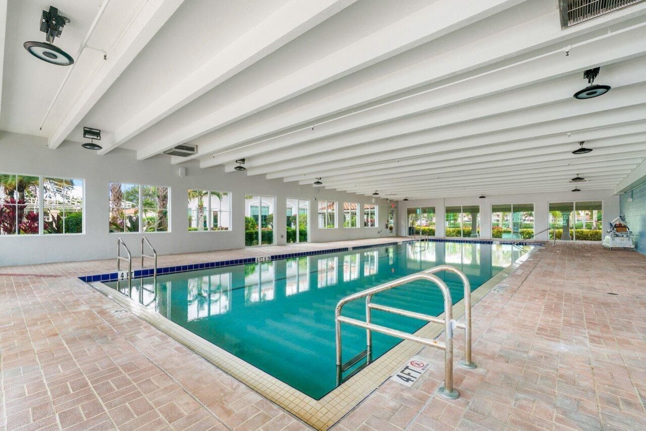 6112 Huntwick Terrace, Unit 102, Delray Beach, FL 33484 Photo