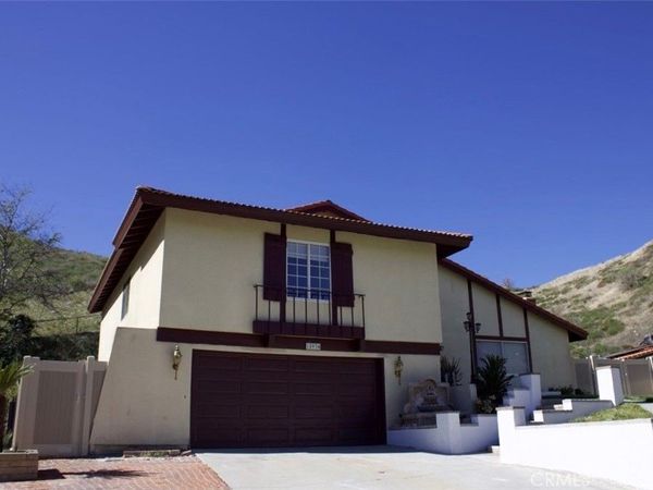 18934 Tenderfoot Trail Road, Newhall, CA 91321